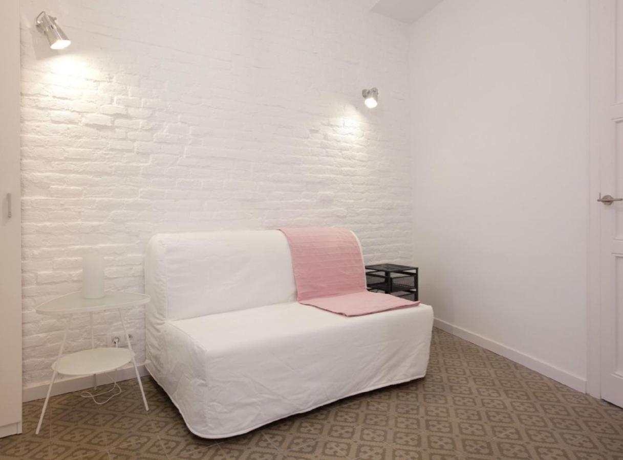 Napoles - Modernist Flat Close To Sagrada Familia Barcelona Buitenkant foto