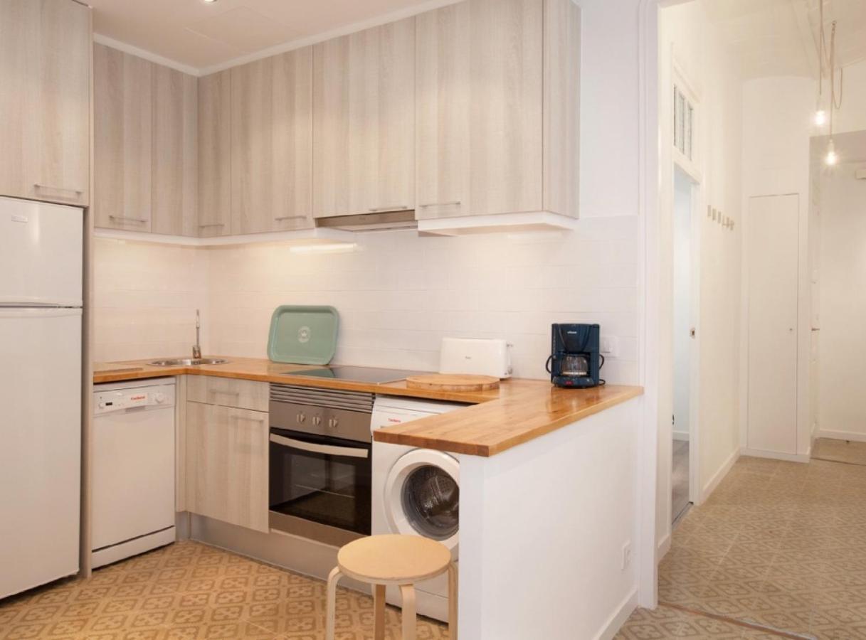 Napoles - Modernist Flat Close To Sagrada Familia Barcelona Buitenkant foto