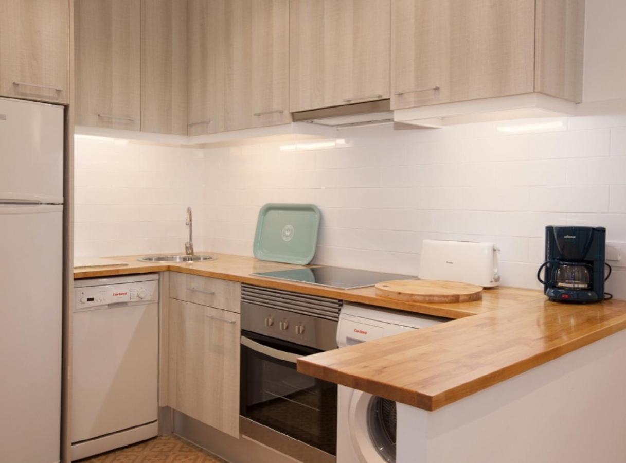 Napoles - Modernist Flat Close To Sagrada Familia Barcelona Buitenkant foto